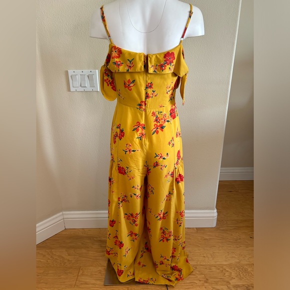Anthropologie Londonderry Jumpsuit 4 Floral on Gold Wide Leg Romper - Picture 7 of 11